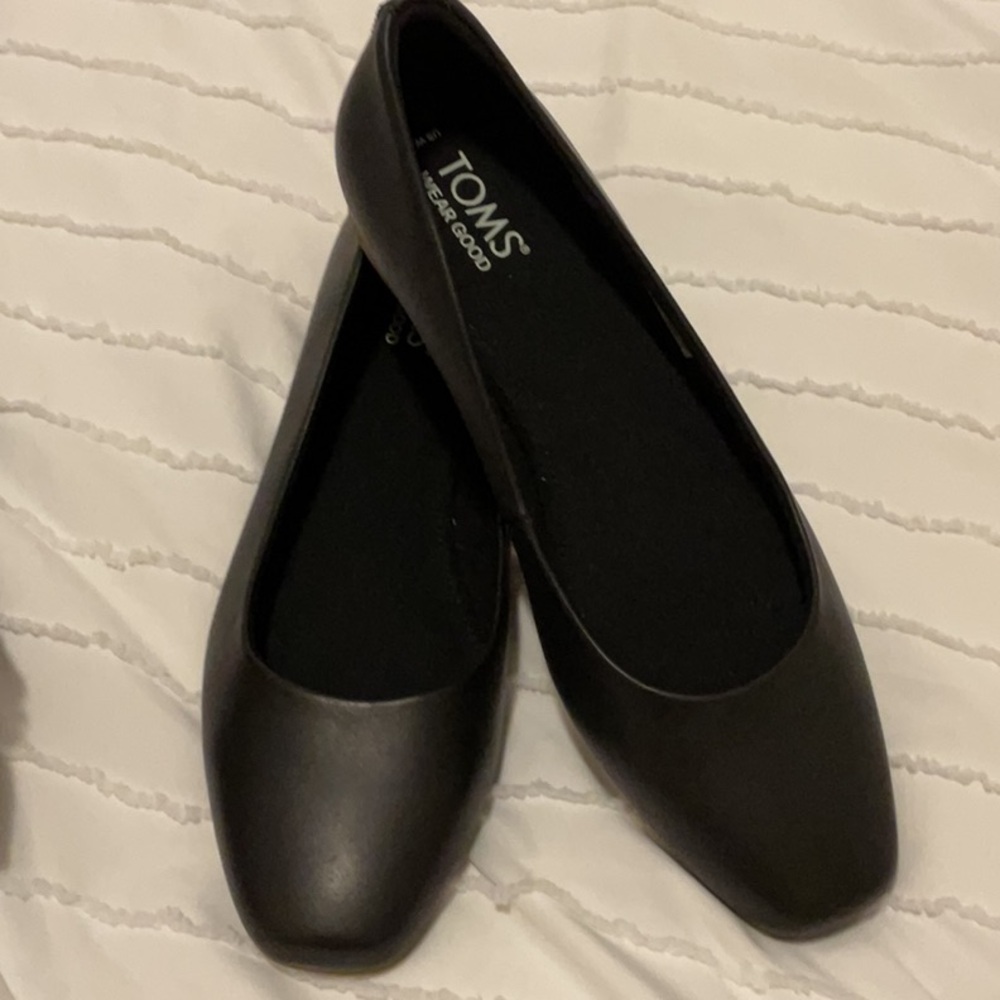 TOMS Black Women's Flats